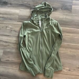 NWOT Hooded Define Size 10 Lululemon